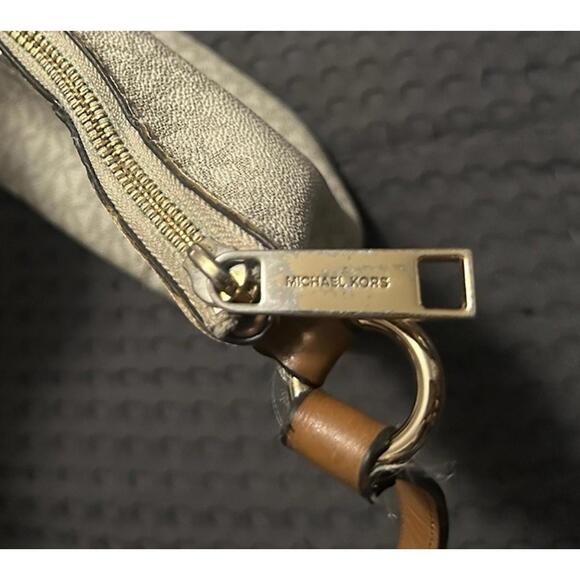 Michael Kors Authentic Cream Leather Shoulder Bag Purse Handbag - Picture 7 of 9